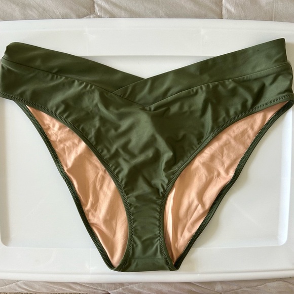 NWT J. Crew Green Cross-Front Cheeky Bikini Bottom - Picture 3 of 4